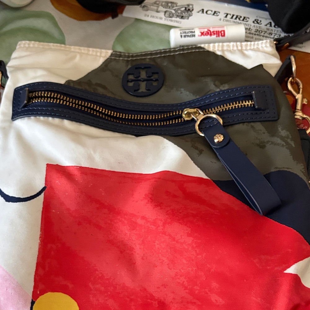 Tory Burch Red and Cream Crossbody Bag - Picture 9 of 9
